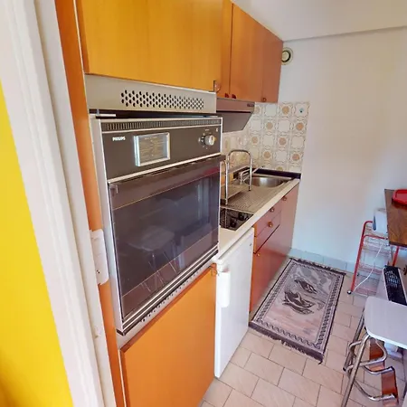 Διαμέρισμα 11e - Vue Laterale Dans Un Avec Piscine